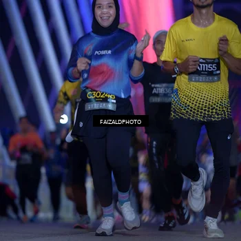 Runner Photo 6423012