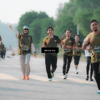 Runner Photo 6423029