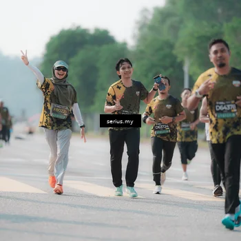 Runner Photo 6423035