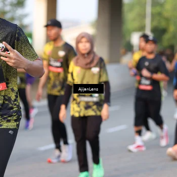 Runner Photo 6423038