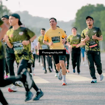 Runner Photo 6423039