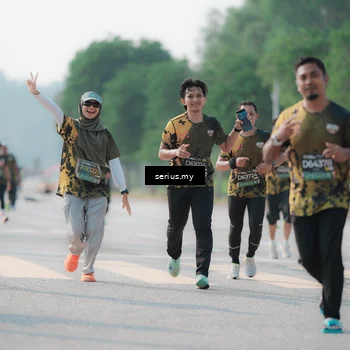 Runner Photo 6423043