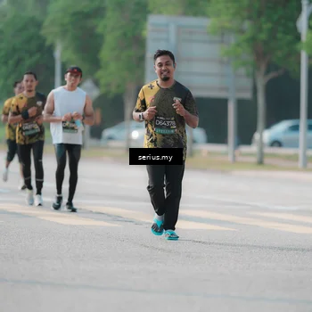 Runner Photo 6423044