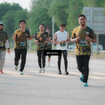 Runner Photo 6423045