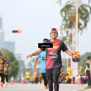Runner Photo 6423072