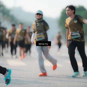 Runner Photo 6423075