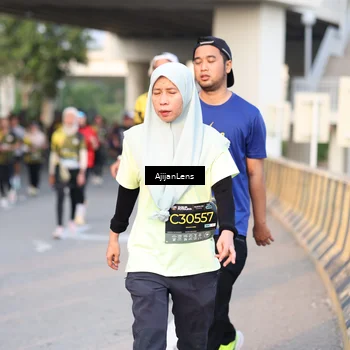 Runner Photo 6423091