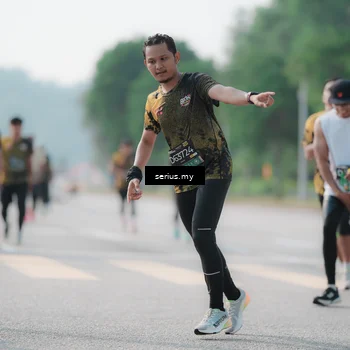 Runner Photo 6423102