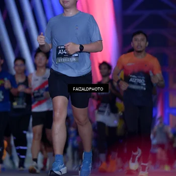 Runner Photo 6423104
