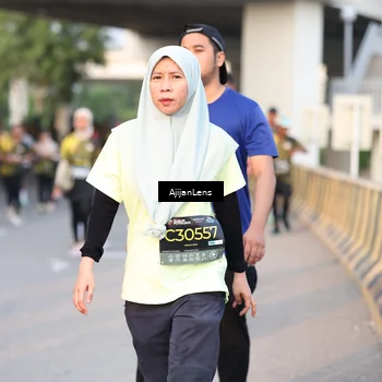 Runner Photo 6423109