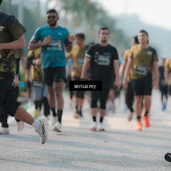 Runner Photo 6423119