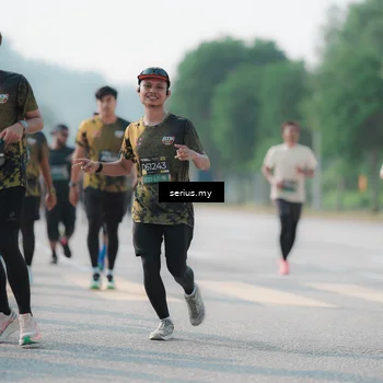 Runner Photo 6423156