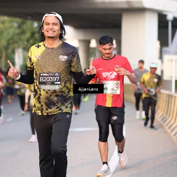 Runner Photo 6423167