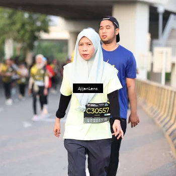 Runner Photo 6423172