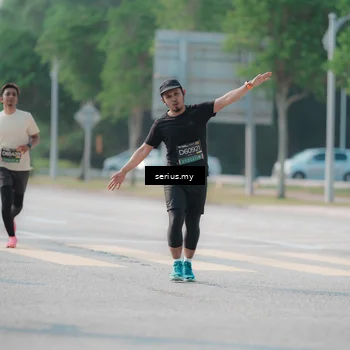 Runner Photo 6423180