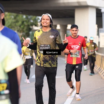Runner Photo 6423183
