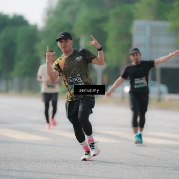Runner Photo 6423185