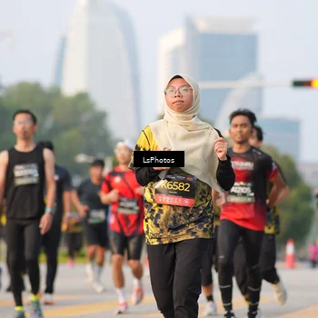 Runner Photo 6423187