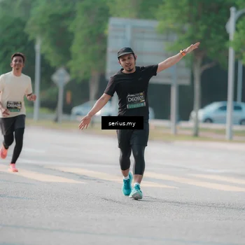 Runner Photo 6423197