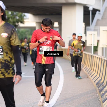 Runner Photo 6423200