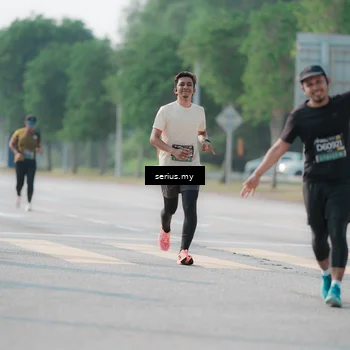 Runner Photo 6423202