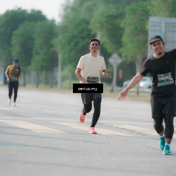 Runner Photo 6423208