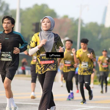 Runner Photo 6423216