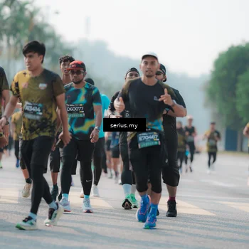 Runner Photo 6423227