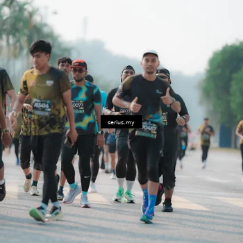 Runner Photo 6423228