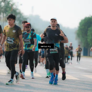 Runner Photo 6423229