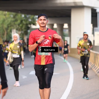 Runner Photo 6423234