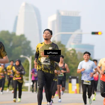 Runner Photo 6423240