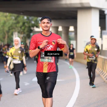 Runner Photo 6423241