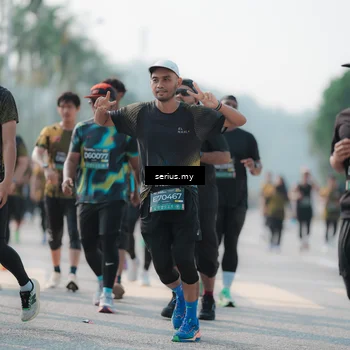 Runner Photo 6423242