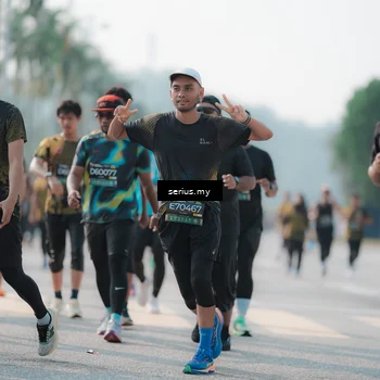 Runner Photo 6423248