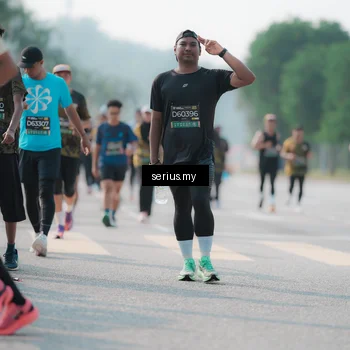 Runner Photo 6423258