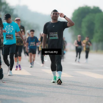 Runner Photo 6423259