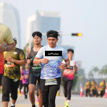 Runner Photo 6423262