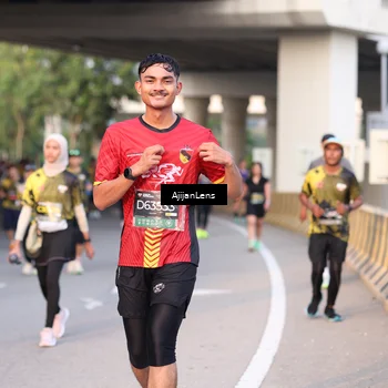 Runner Photo 6423265