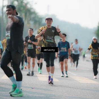 Runner Photo 6423273