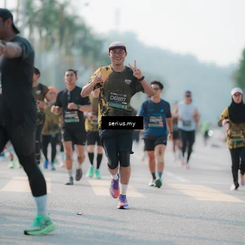 Runner Photo 6423277