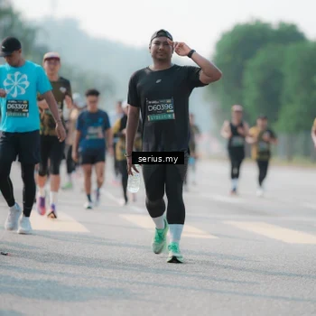 Runner Photo 6423283
