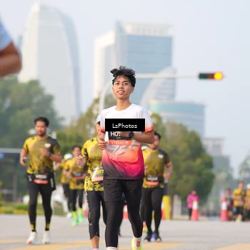 Runner Photo 6423286