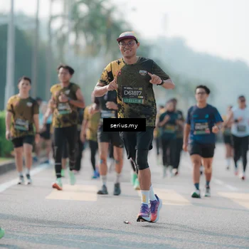 Runner Photo 6423289
