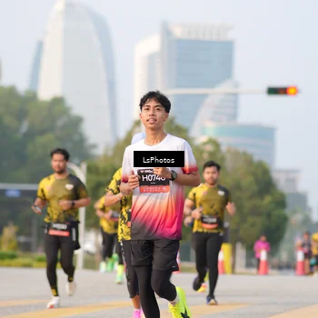 Runner Photo 6423290