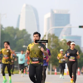 Runner Photo 6423298