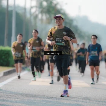 Runner Photo 6423306