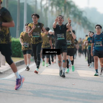 Runner Photo 6423316