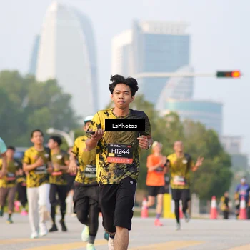 Runner Photo 6423318