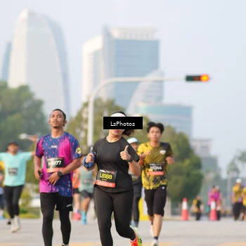 Runner Photo 6423319